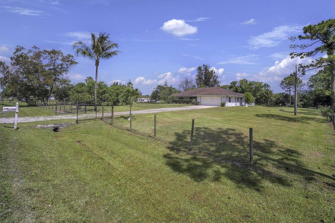 44-19-web-or-mls-dsc08603