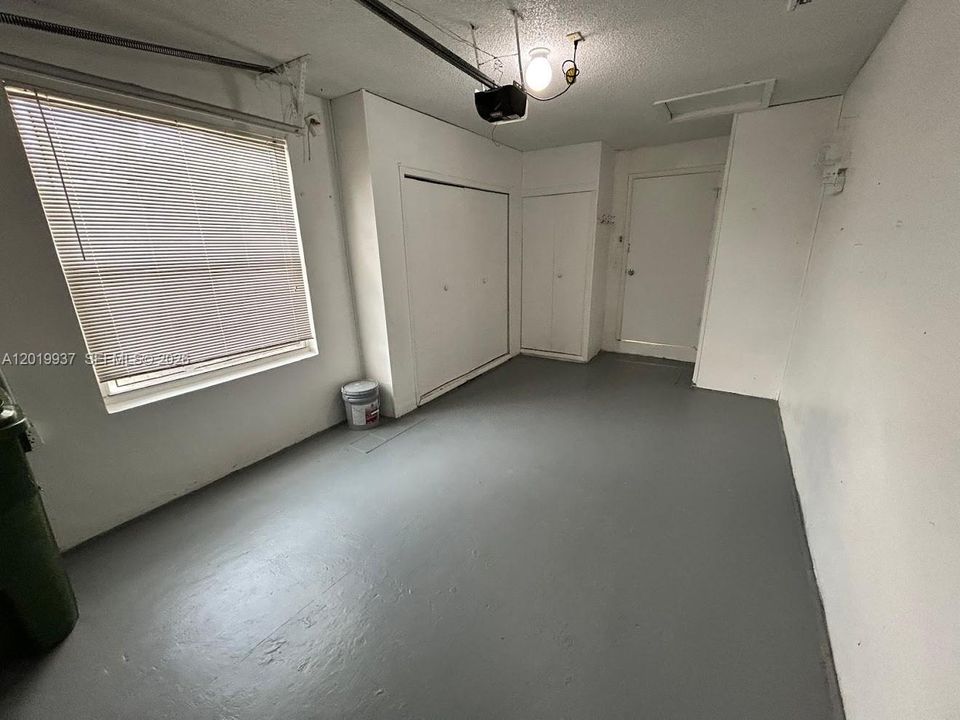 For Rent: $2,950 (2 beds, 2 baths, 1266 Square Feet)