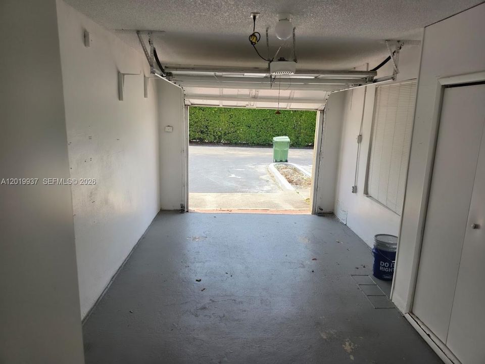 For Rent: $2,950 (2 beds, 2 baths, 1266 Square Feet)