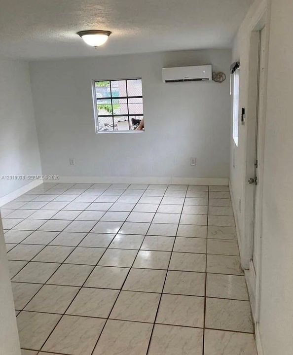En Renta: $2,300 (2 camas, 1 baños, 1454 Pies cuadrados)