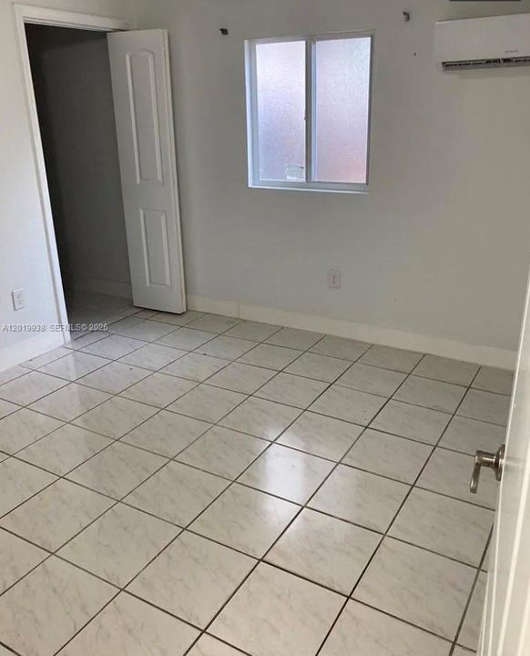 En Renta: $2,300 (2 camas, 1 baños, 1454 Pies cuadrados)