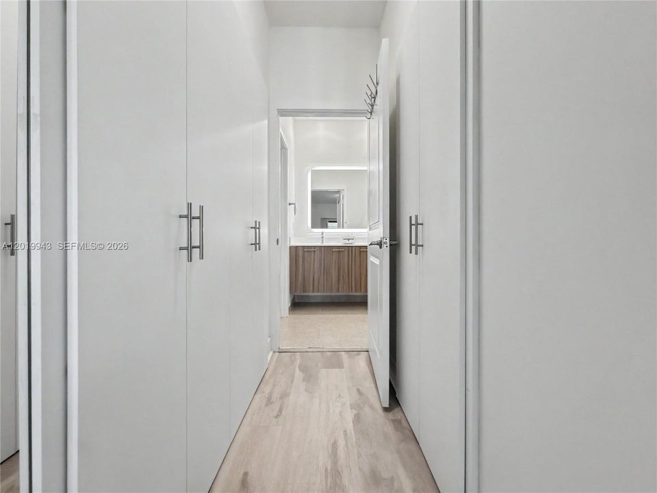 Active With Contract: $4,100 (3 beds, 2 baths, 1424 Square Feet)