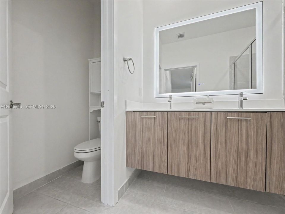 Active With Contract: $4,100 (3 beds, 2 baths, 1424 Square Feet)