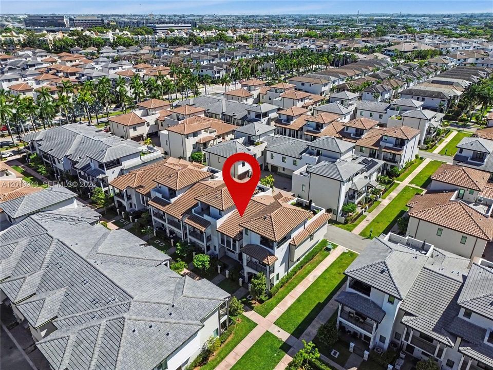 Active With Contract: $4,100 (3 beds, 2 baths, 1424 Square Feet)
