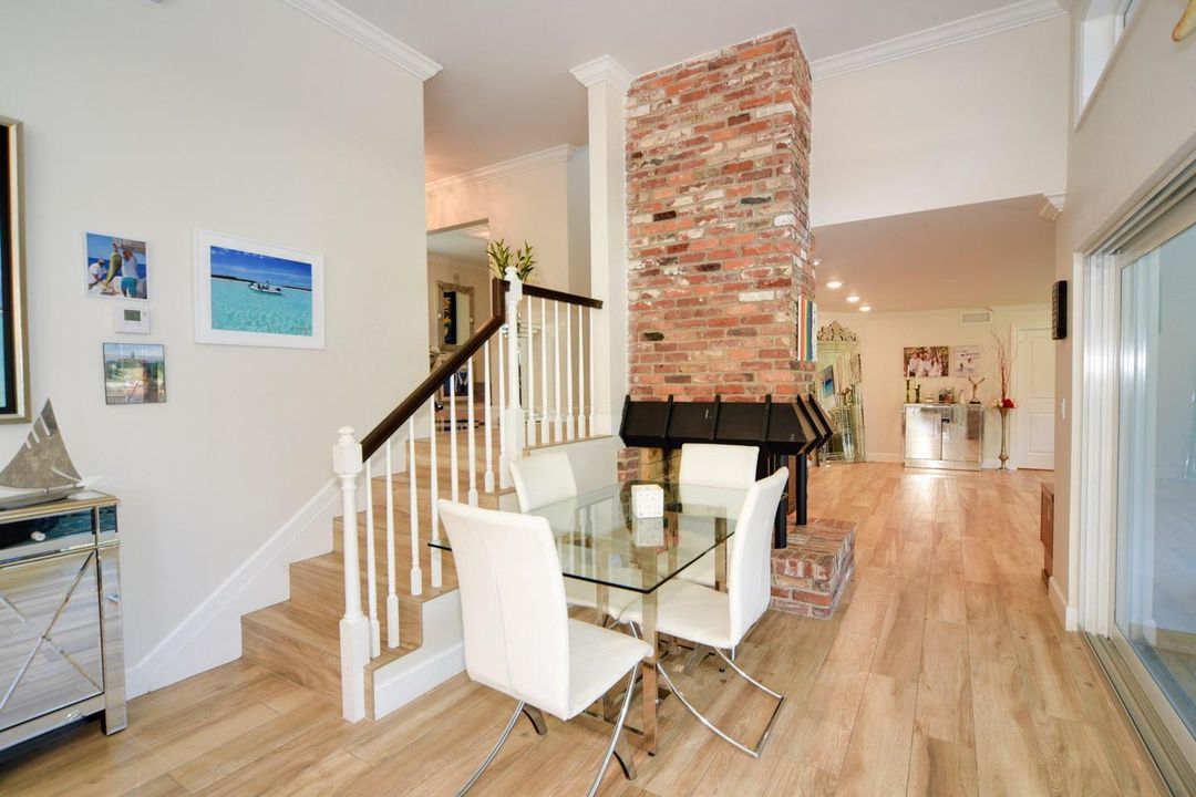 17 Dining Area