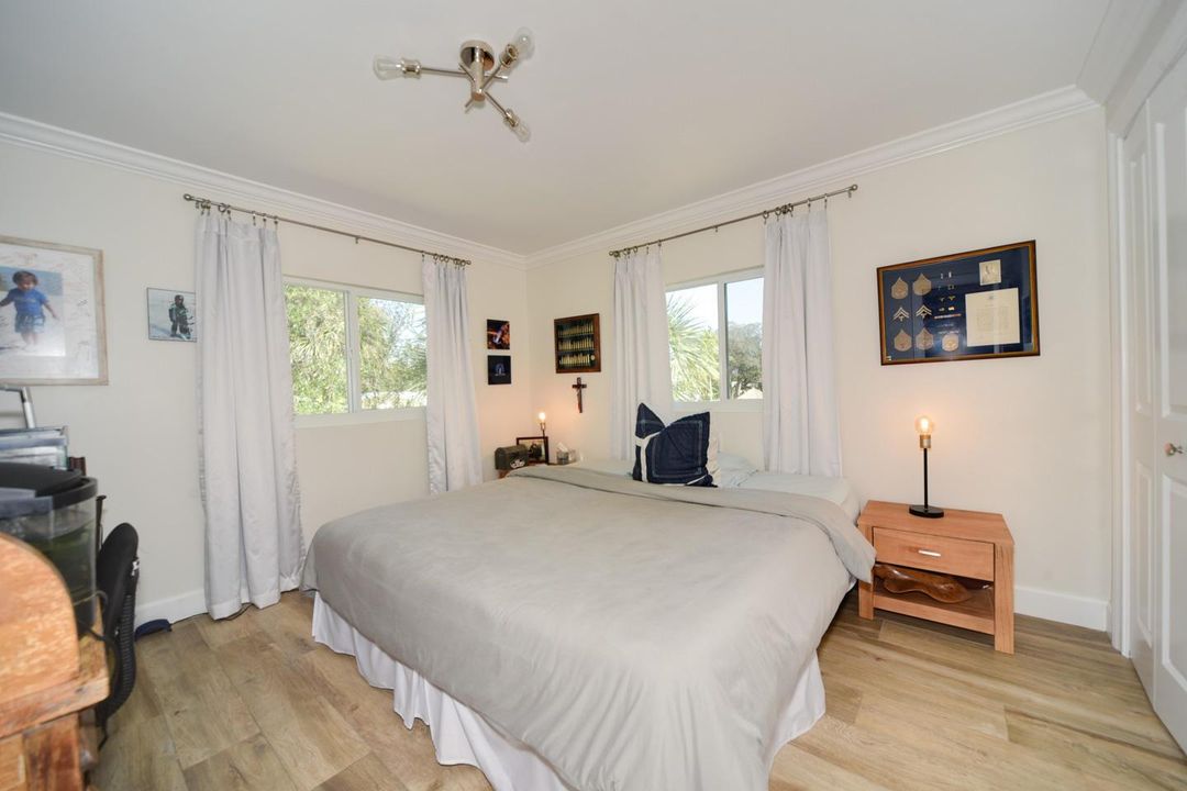 24 Fourth Bedroom