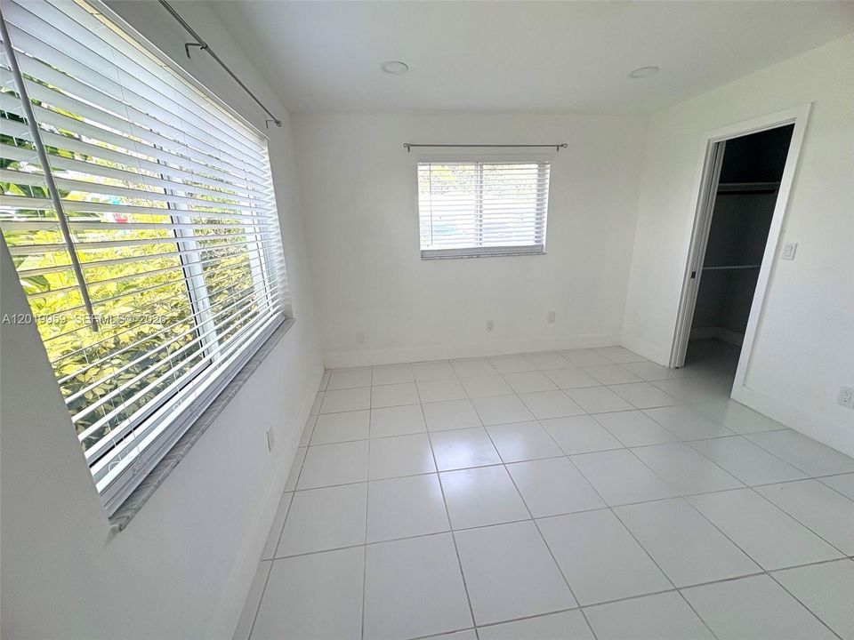 В аренду: $2,250 (2 спален, 2 ванн, 1331 Квадратных фут)