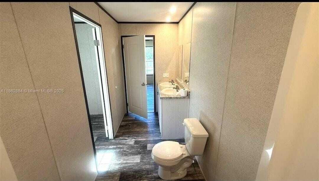 3ae69013-5050-4744-aa55-b7172ce981e4