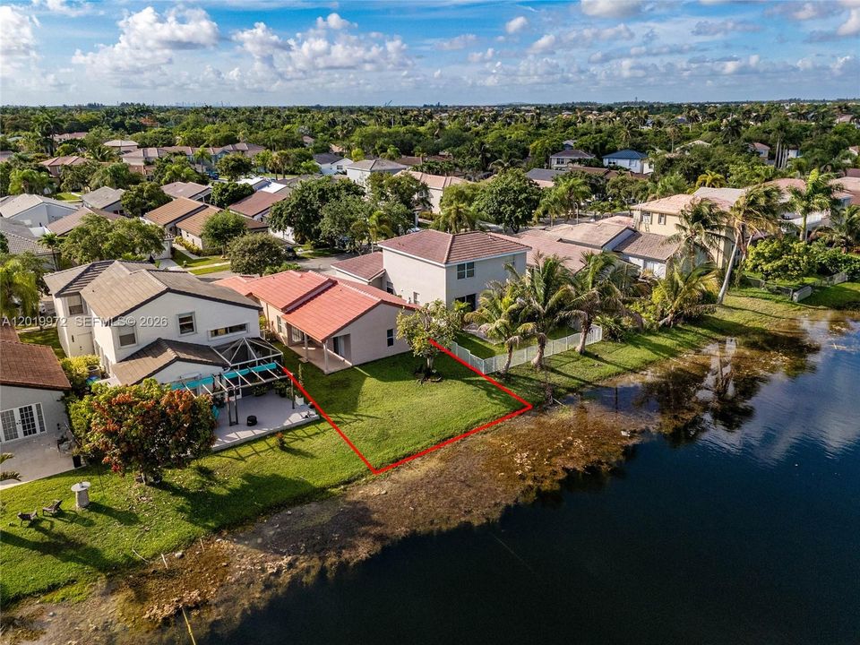 For Sale: $549,900 (3 beds, 2 baths, 1246 Square Feet)
