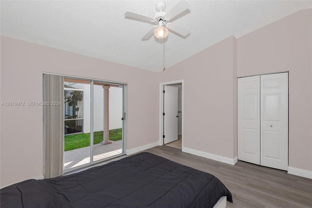For Sale: $549,900 (3 beds, 2 baths, 1246 Square Feet)