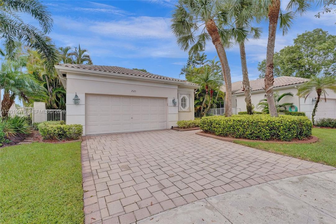For Rent: $6,400 (3 beds, 3 baths, 2446 Square Feet)