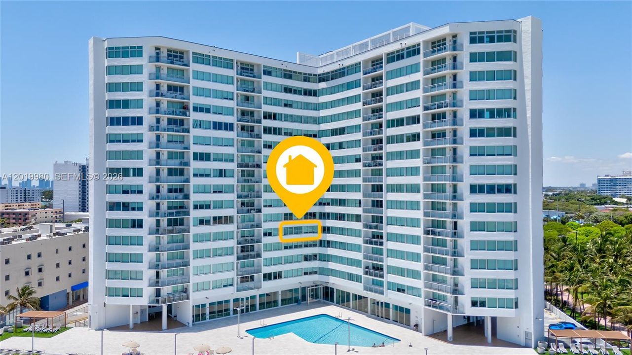 For Sale: $479,000 (1 beds, 2 baths, 1010 Square Feet)