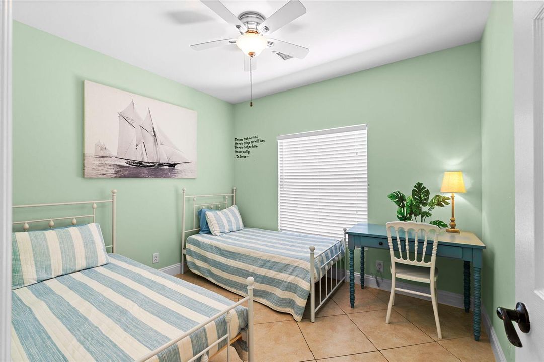 30-web-or-mls-A7406369