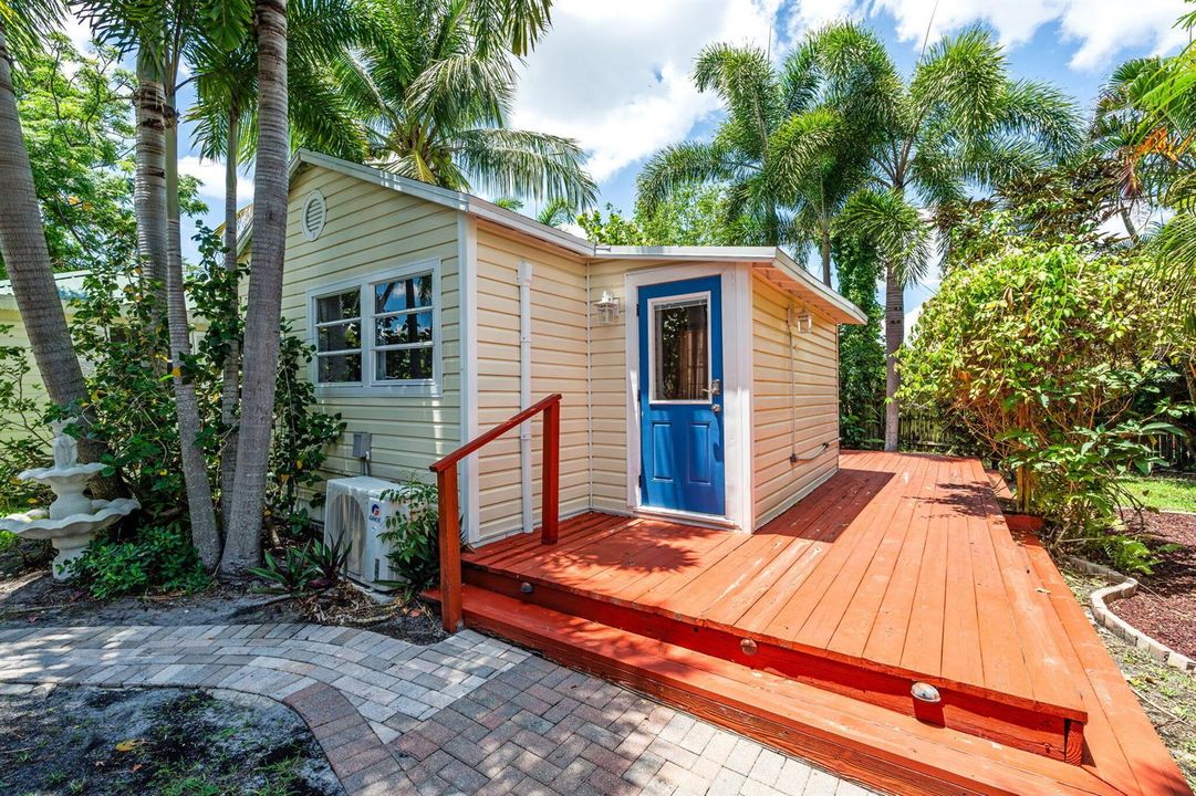 44-web-or-mls-A7406400