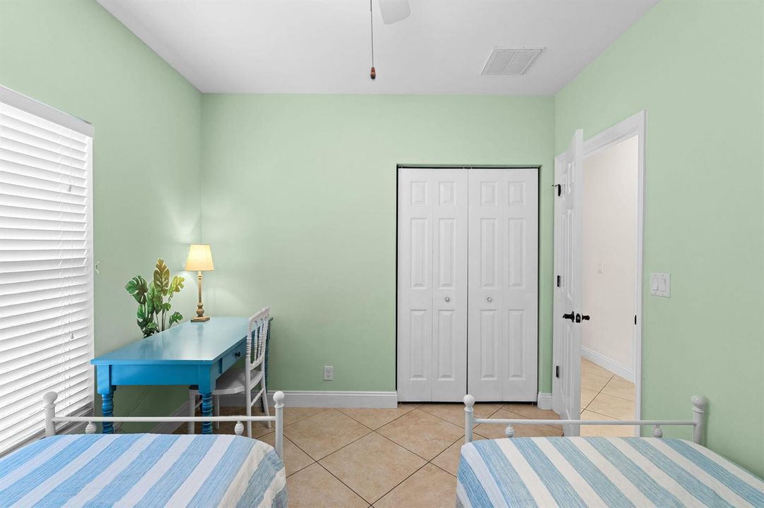 31-web-or-mls-A7406372