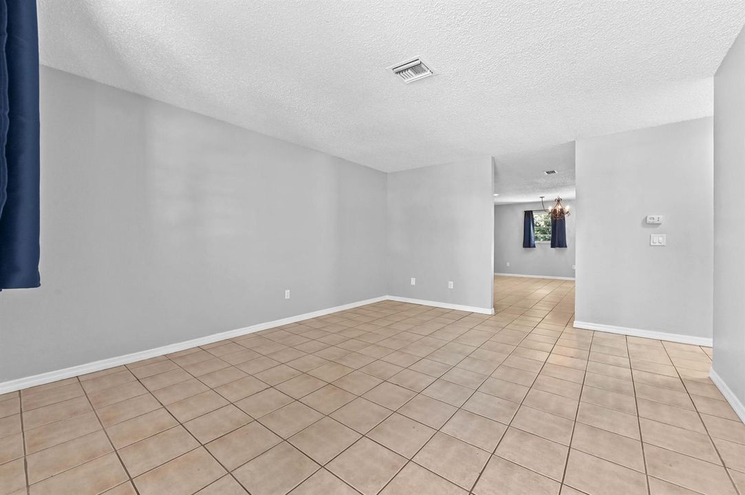 02 living room 01