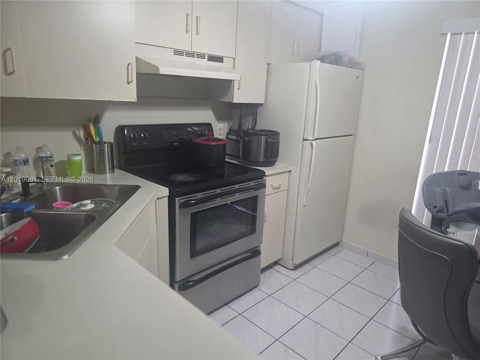 En Venta: $244,999 (2 camas, 2 baños, 812 Pies cuadrados)