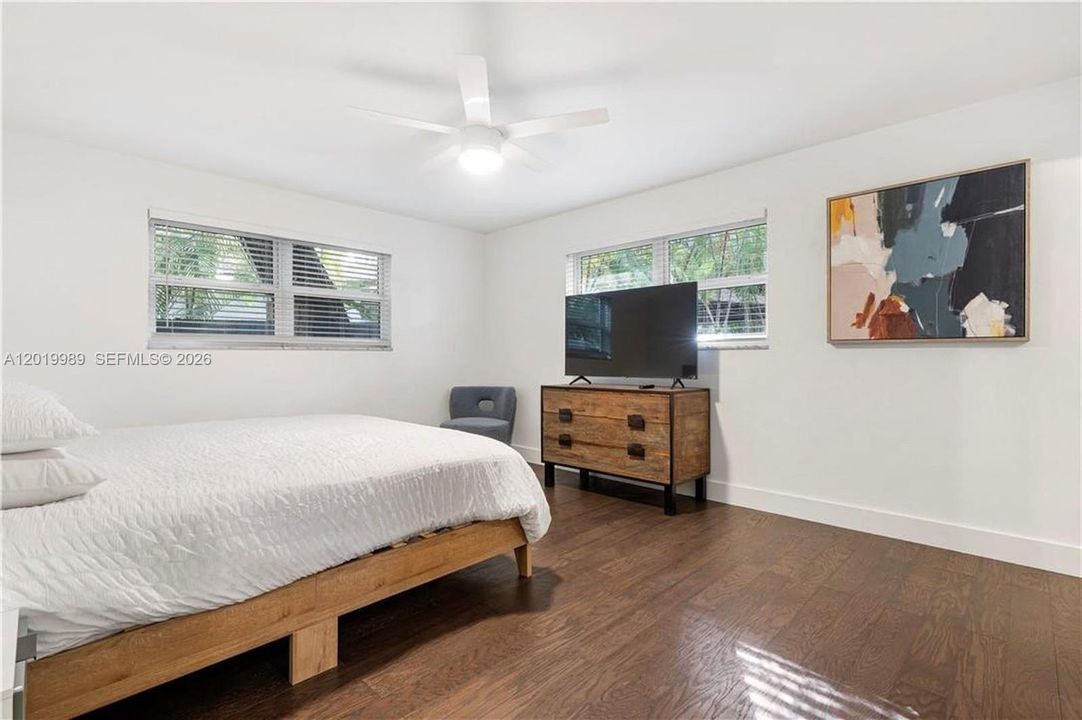 For Rent: $6,800 (4 beds, 3 baths, 2108 Square Feet)