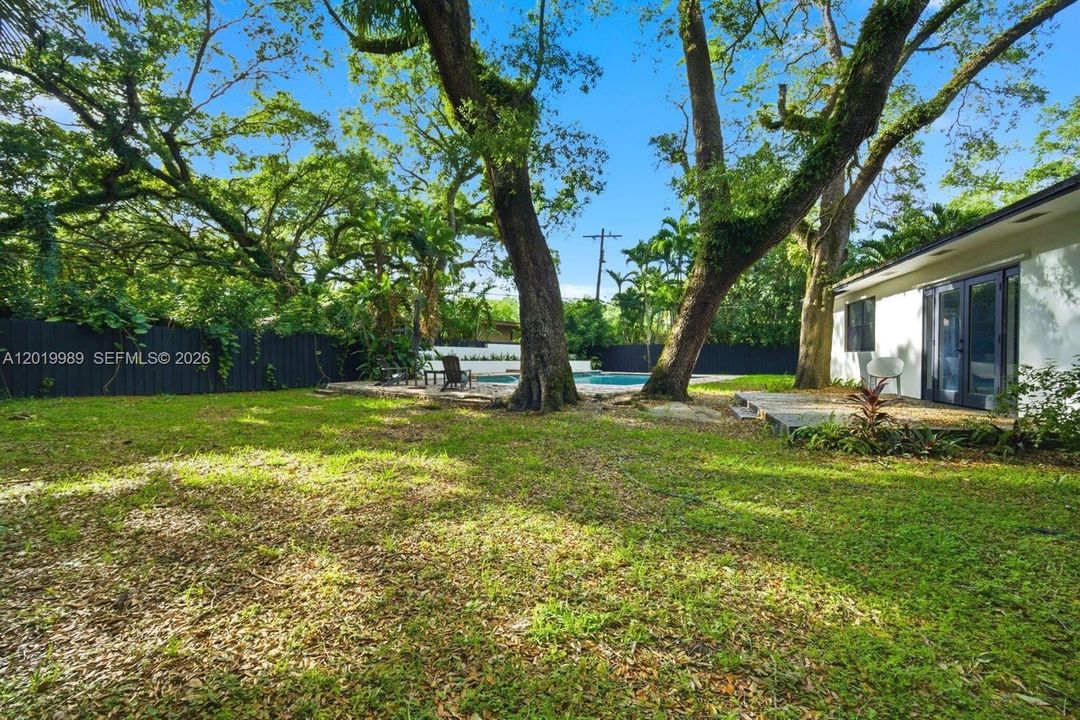 For Rent: $6,800 (4 beds, 3 baths, 2108 Square Feet)