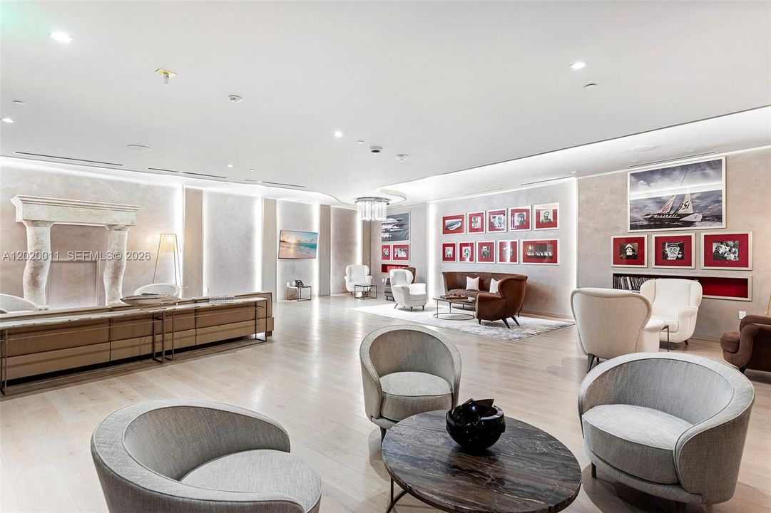 En Venta: $879,000 (1 camas, 1 baños, 870 Pies cuadrados)