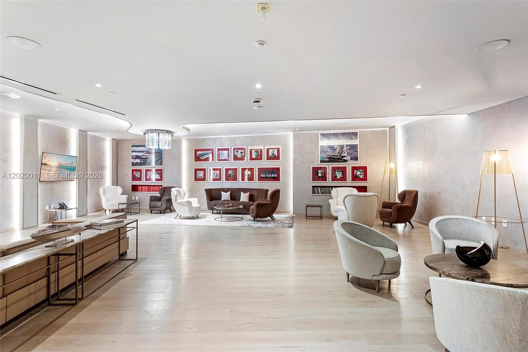 En Venta: $879,000 (1 camas, 1 baños, 870 Pies cuadrados)