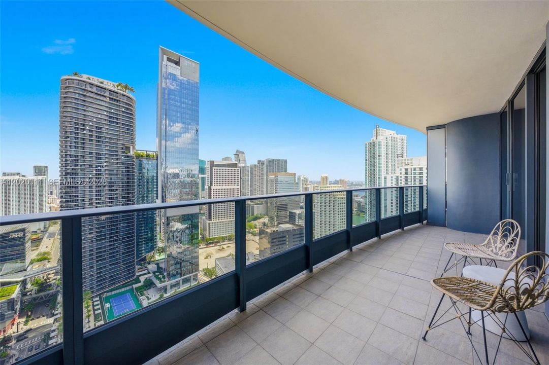 En Venta: $879,000 (1 camas, 1 baños, 870 Pies cuadrados)