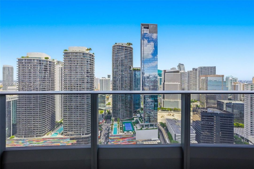 En Venta: $879,000 (1 camas, 1 baños, 870 Pies cuadrados)