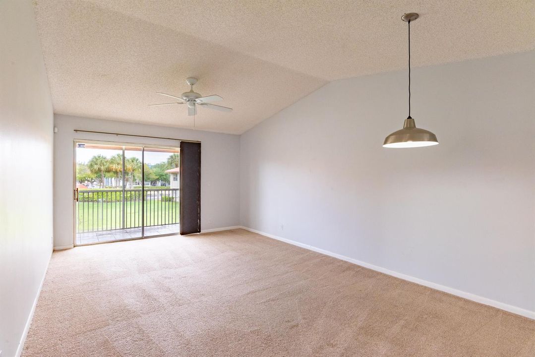 © Clark-3031 Holiday Springs Blvd. 201-0