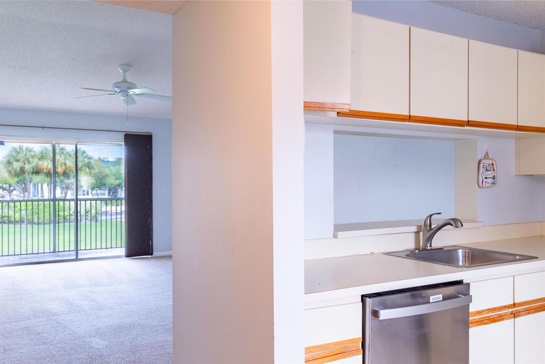 © Clark-3031 Holiday Springs Blvd. 201-0