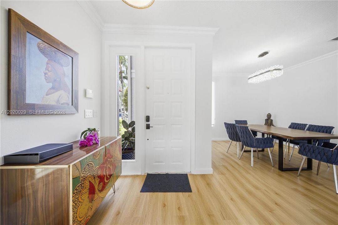 For Sale: $1,270,000 (6 beds, 4 baths, 3349 Square Feet)