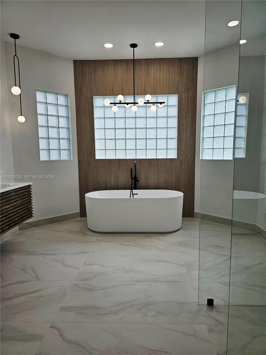 For Sale: $1,150,000 (5 beds, 4 baths, 2804 Square Feet)