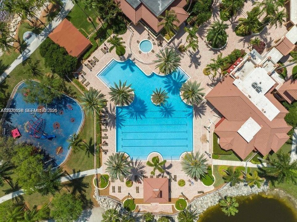 For Sale: $1,150,000 (5 beds, 4 baths, 2804 Square Feet)