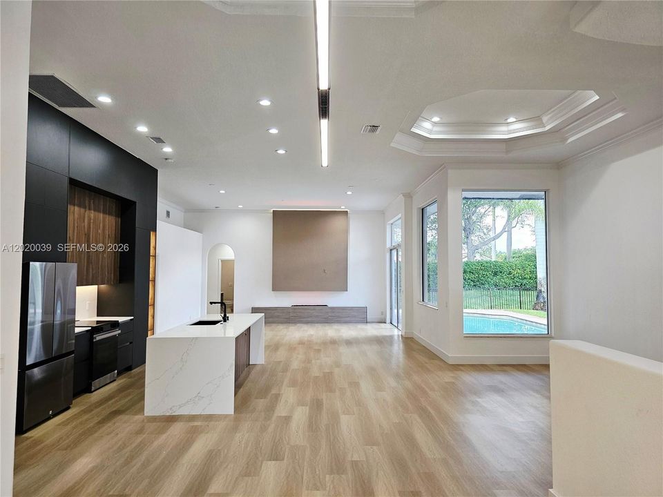 For Sale: $1,150,000 (5 beds, 4 baths, 2804 Square Feet)