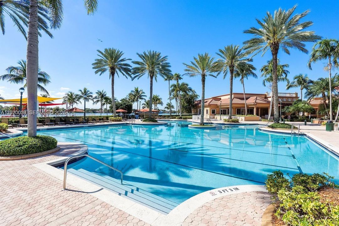 For Sale: $1,150,000 (5 beds, 4 baths, 2804 Square Feet)