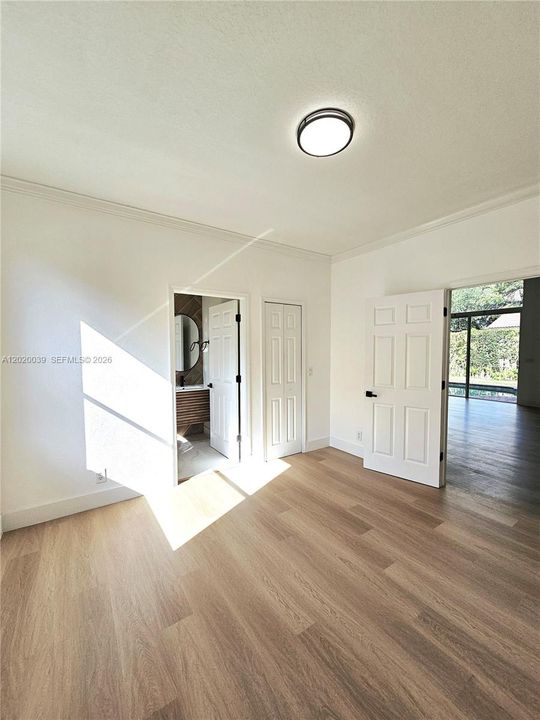 For Sale: $1,150,000 (5 beds, 4 baths, 2804 Square Feet)
