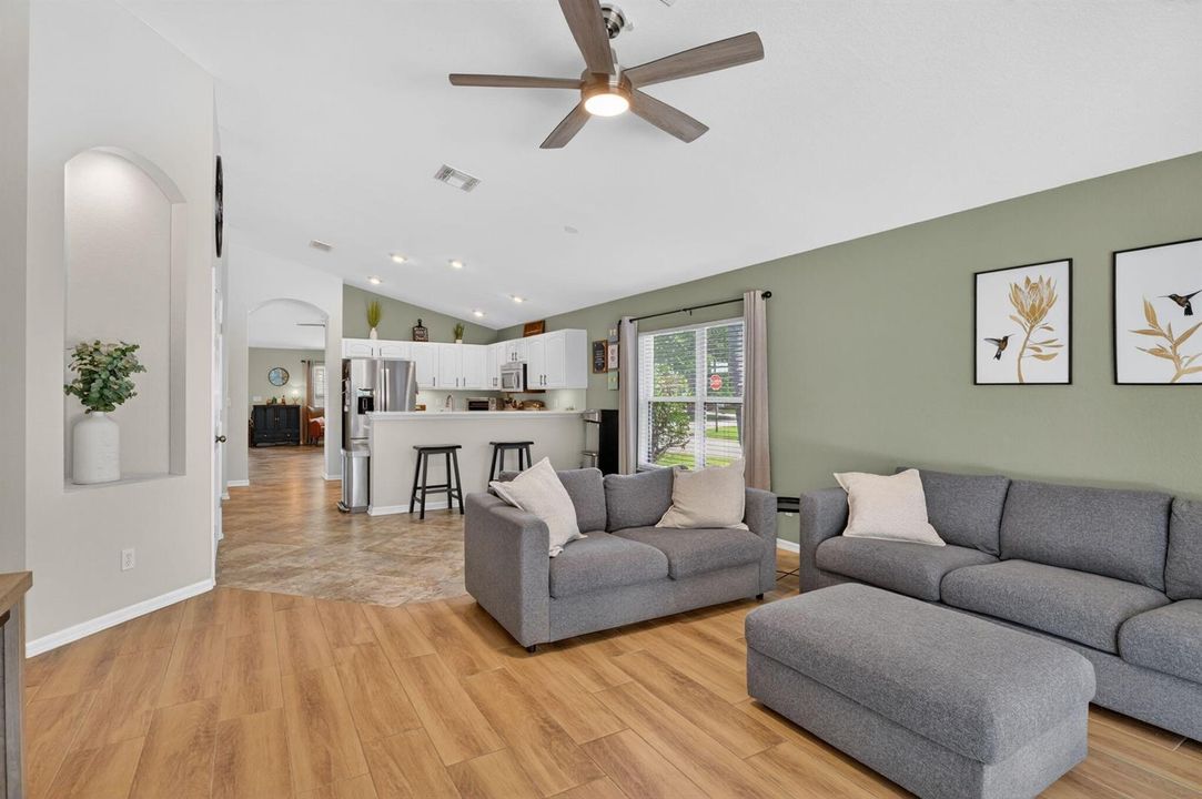 35-web-or-mls-P1258127