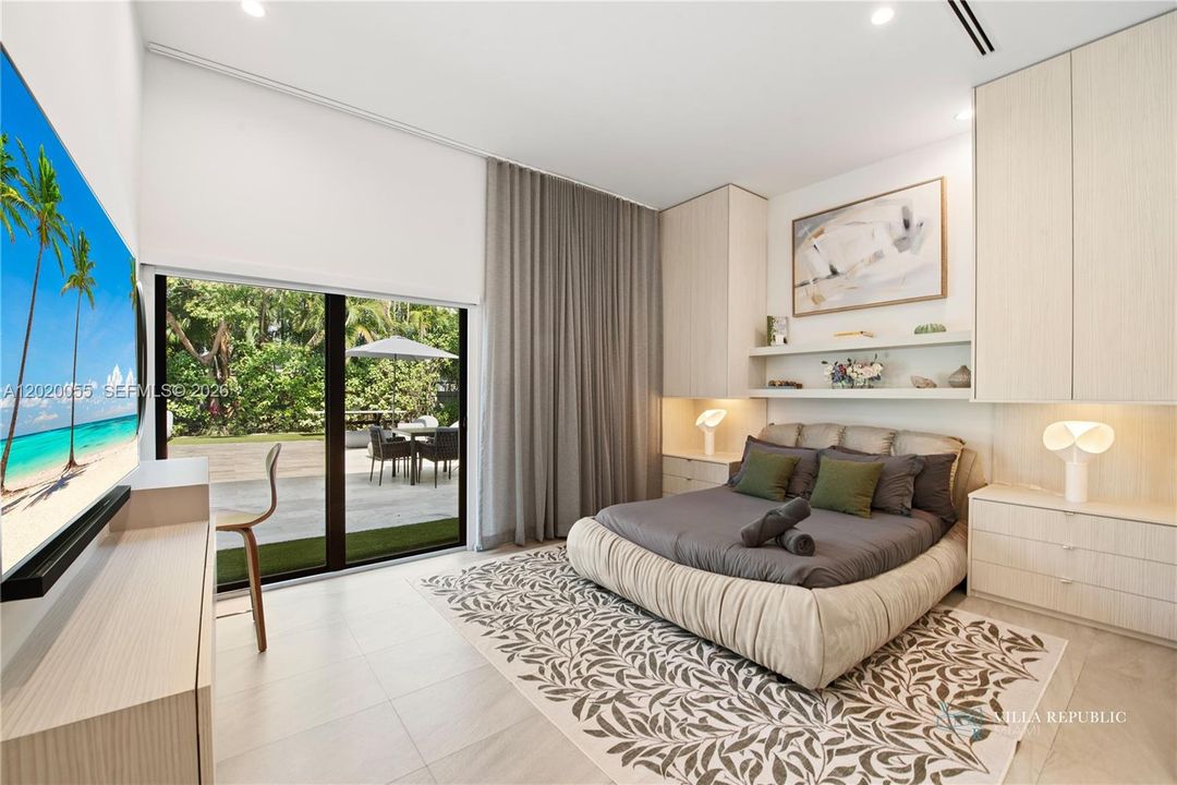 En Renta: $45,000 (5 camas, 4 baños, 3470 Pies cuadrados)