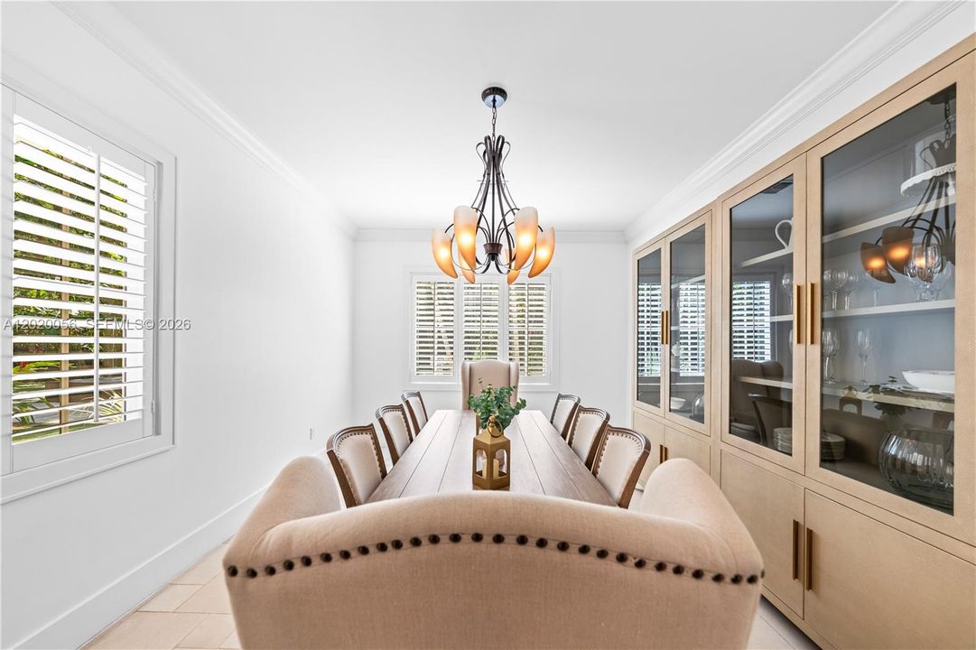 For Sale: $10,995,000 (6 beds, 6 baths, 5825 Square Feet)