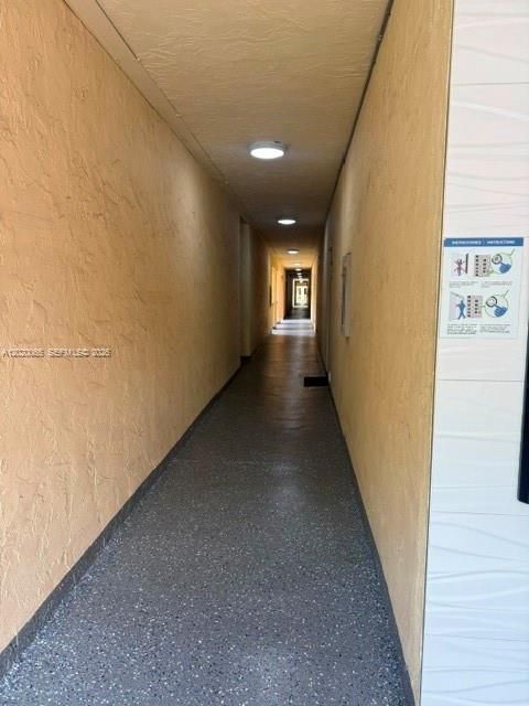Activo con contrato: $1,900 (1 camas, 1 baños, 710 Pies cuadrados)