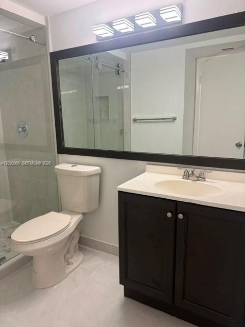 Activo con contrato: $1,900 (1 camas, 1 baños, 710 Pies cuadrados)