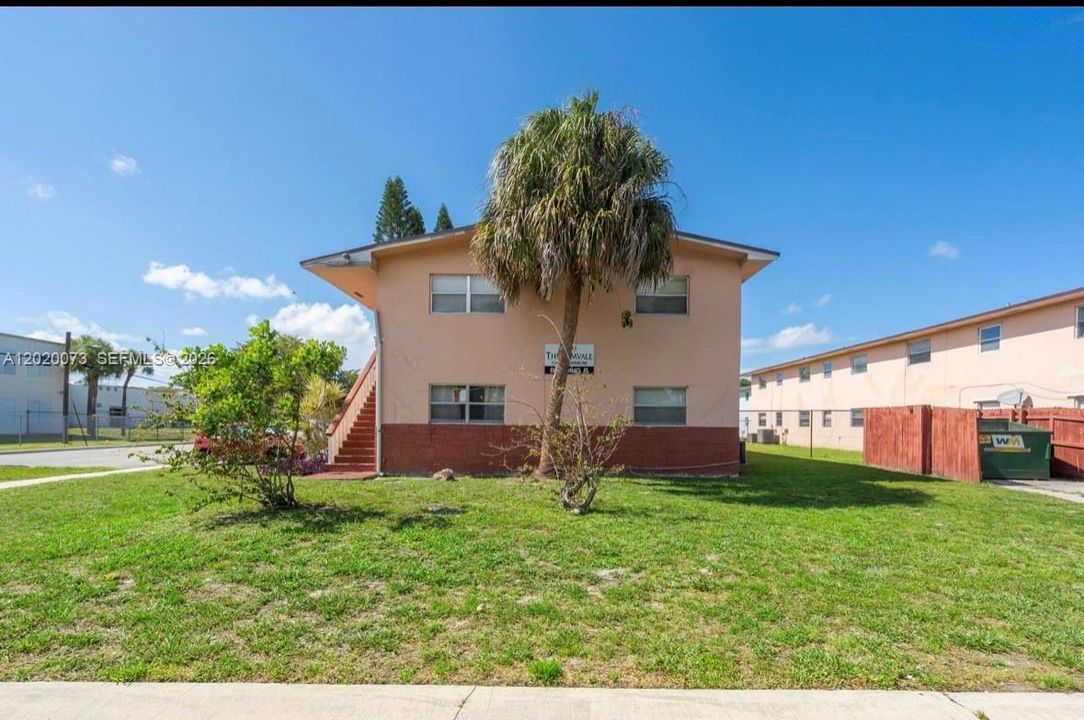 На продажу: $179,900 (3 спален, 2 ванн, 1150 Квадратных фут)