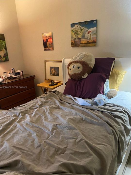 В аренду: $1,400 (1 спален, 1 ванн, 3341 Квадратных фут)