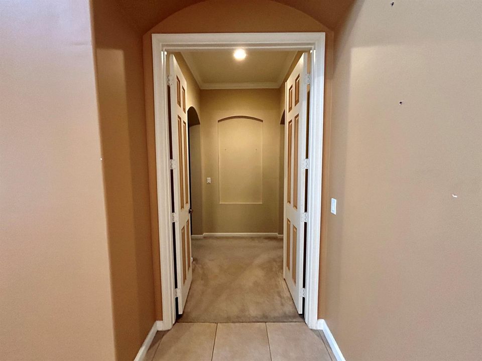 entry way to master bedroom