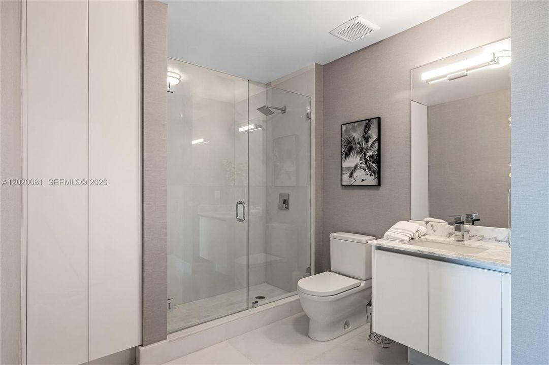 For Sale: $2,950,000 (3 beds, 4 baths, 2726 Square Feet)