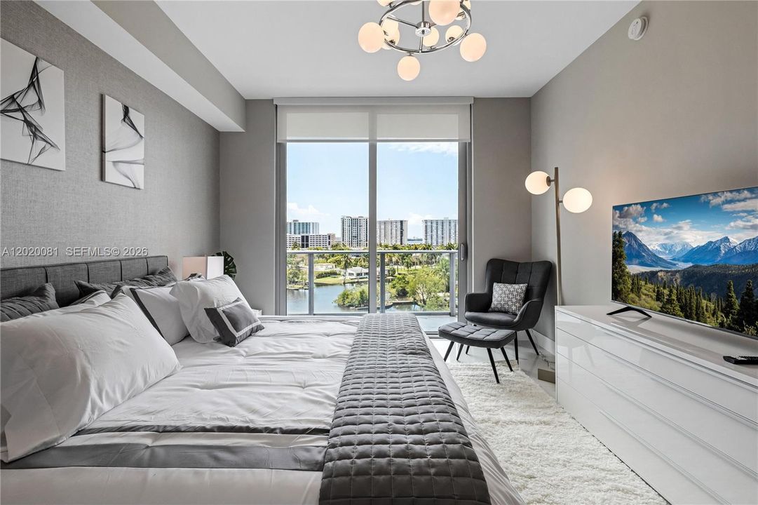 For Sale: $2,950,000 (3 beds, 4 baths, 2726 Square Feet)