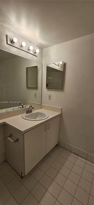 2nd Bathroom