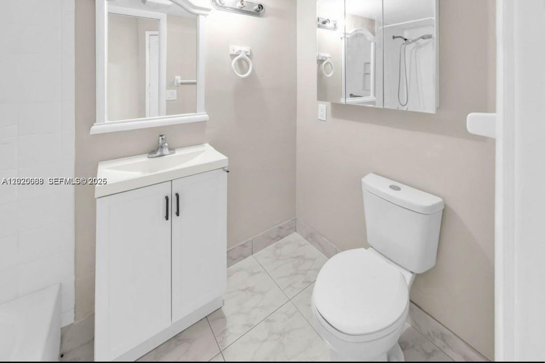 В аренду: $1,250 (0 спален, 1 ванн, 410 Квадратных фут)
