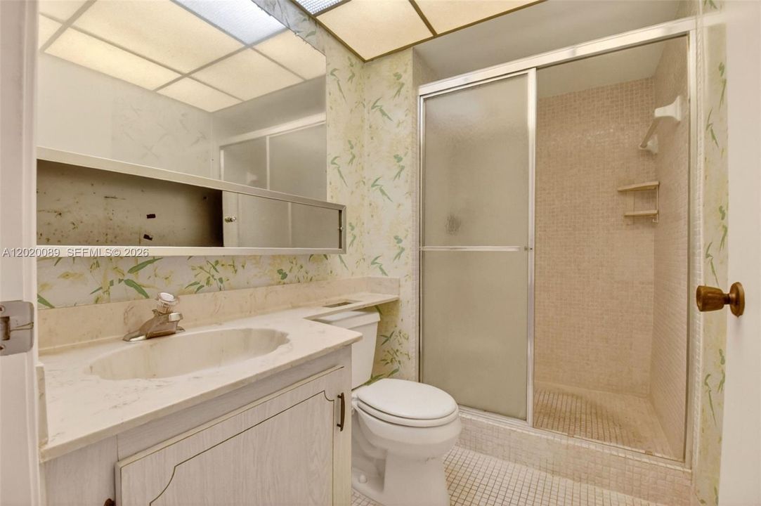For Sale: $139,900 (2 beds, 2 baths, 1023 Square Feet)