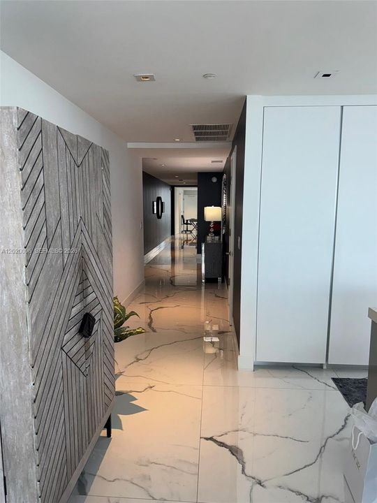 En Renta: $24,000 (3 camas, 4 baños, 2322 Pies cuadrados)