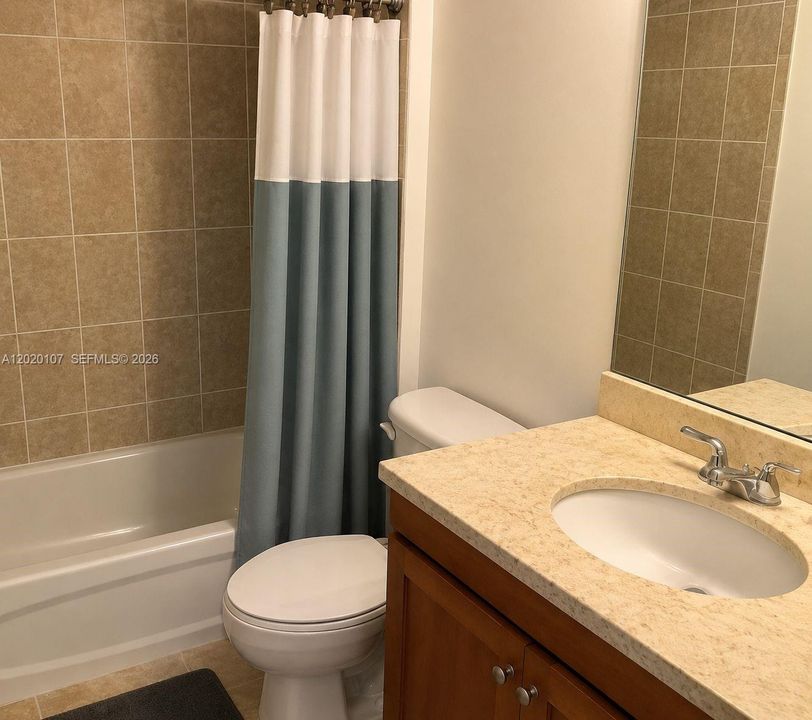 En Venta: $489,000 (2 camas, 2 baños, 846 Pies cuadrados)